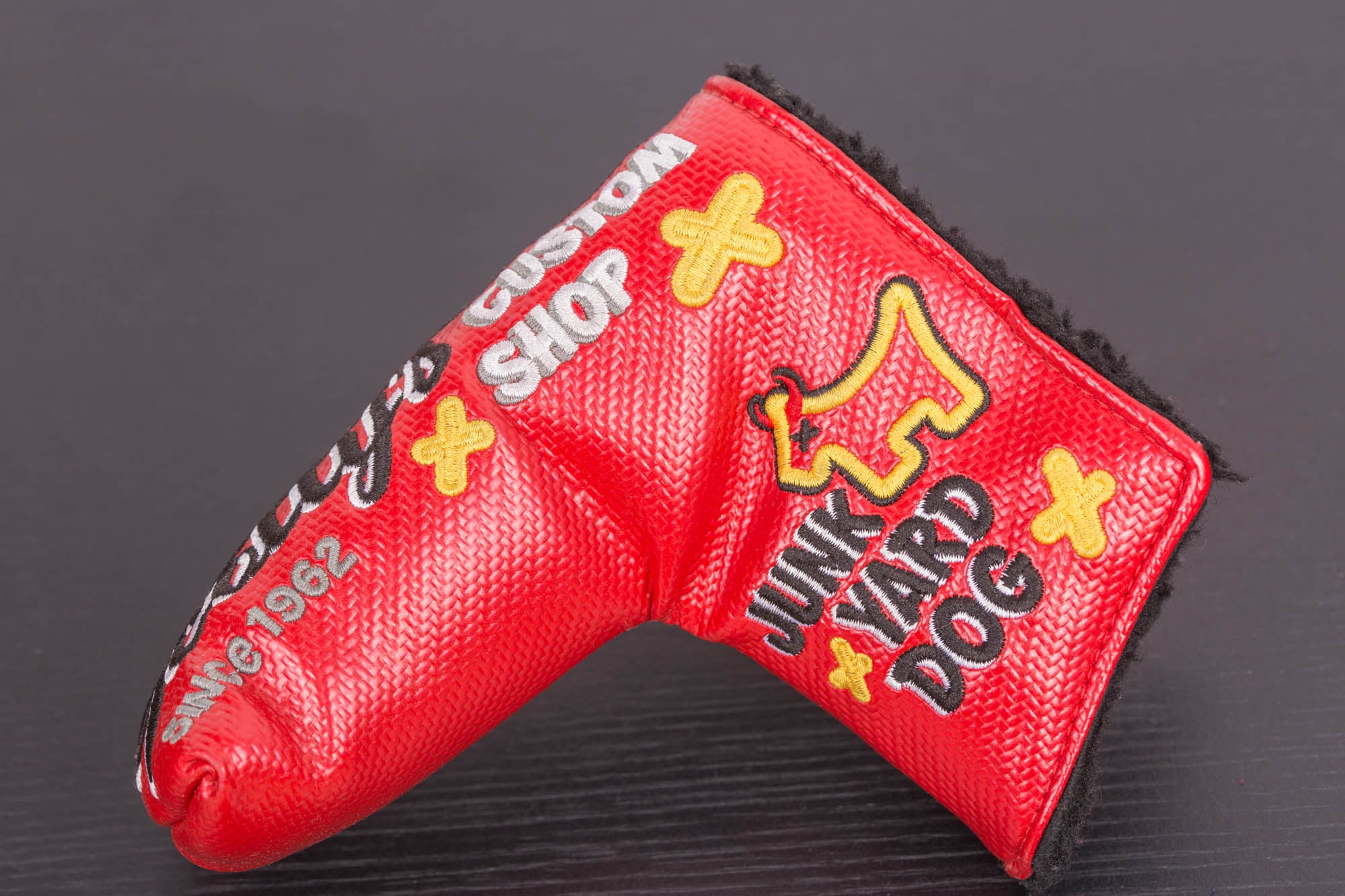 Casquette Scotty Cameron 2025 - Snapback Avec Patch Chien Rouge Casquette Scotty Cameron 2025 - Snapback Avec Patch Chien Rouge