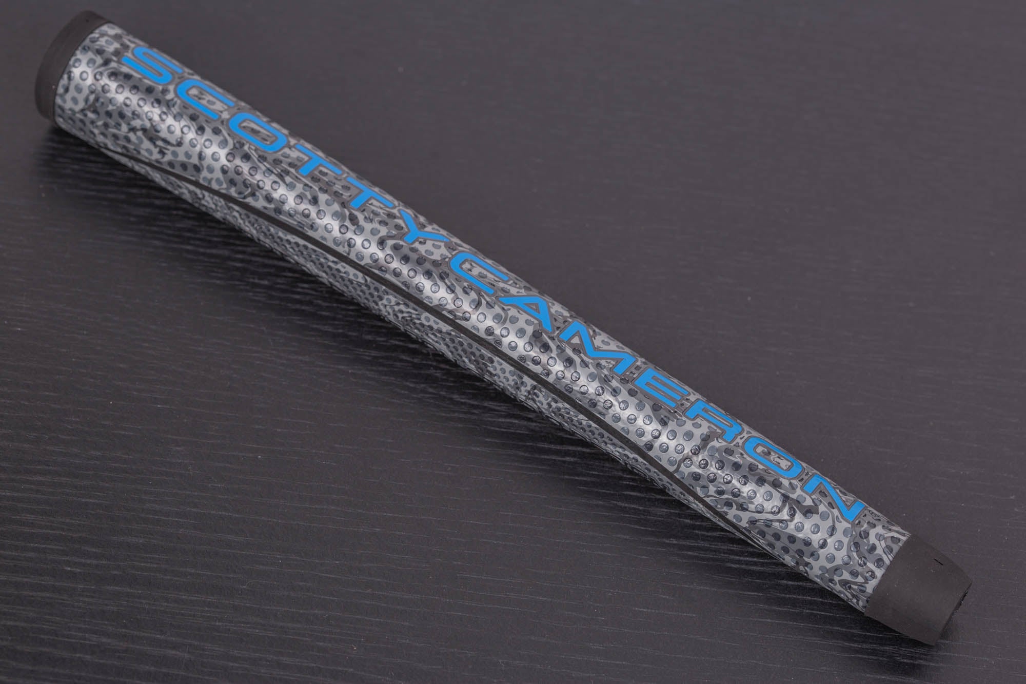 Scotty Cameron Psychedelic Camo Tie Dye Matador poignée putter Scotty Cameron Psychedelic Camo Tie Dye Matador poignée putter