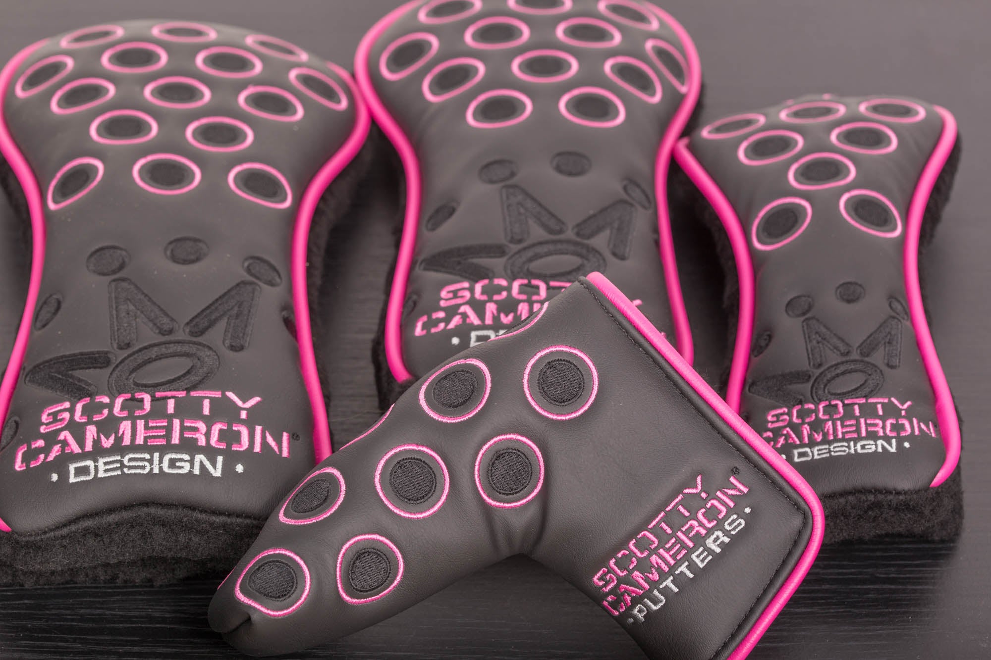 Sweat à capuche Scotty Cameron - Fast SC Crown - Sweat teint pigment Sweat à capuche Scotty Cameron - Fast SC Crown - Sweat teint pigment
